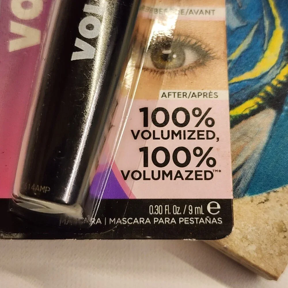 SEALED Revlon Volumizing Mascara - #951 Blackest Black